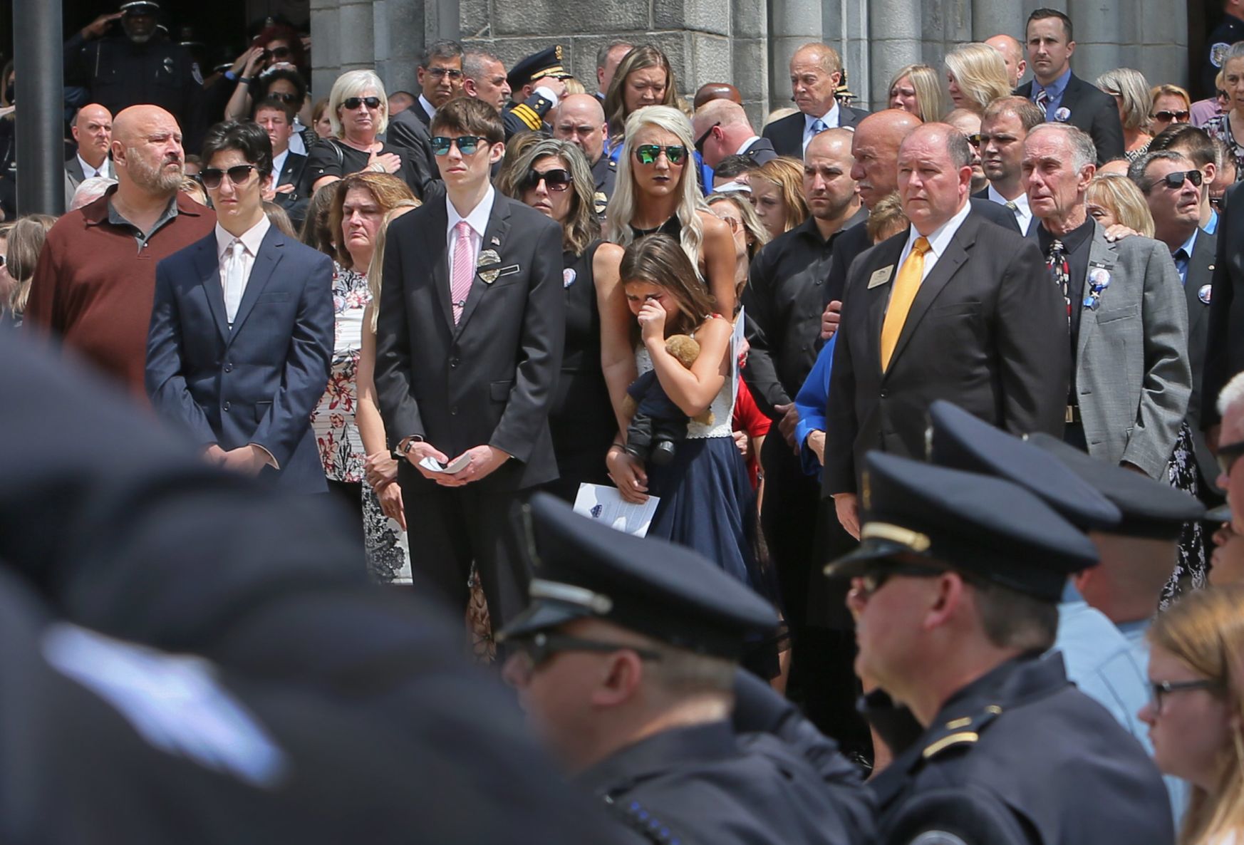 Hundreds of police officers honor Michael Langsdorf